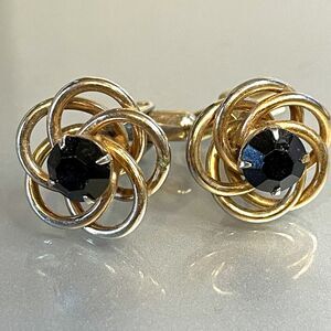 Cuff Links Vintage 1980’s Black Onyx Stones Gold Toned Swirled Metal Unisex